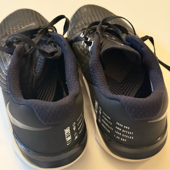 Nike Womens Metcon 5 Black White Cross Training Gym Sneakers Shoes Size 8.5 - Picture 2 of 9